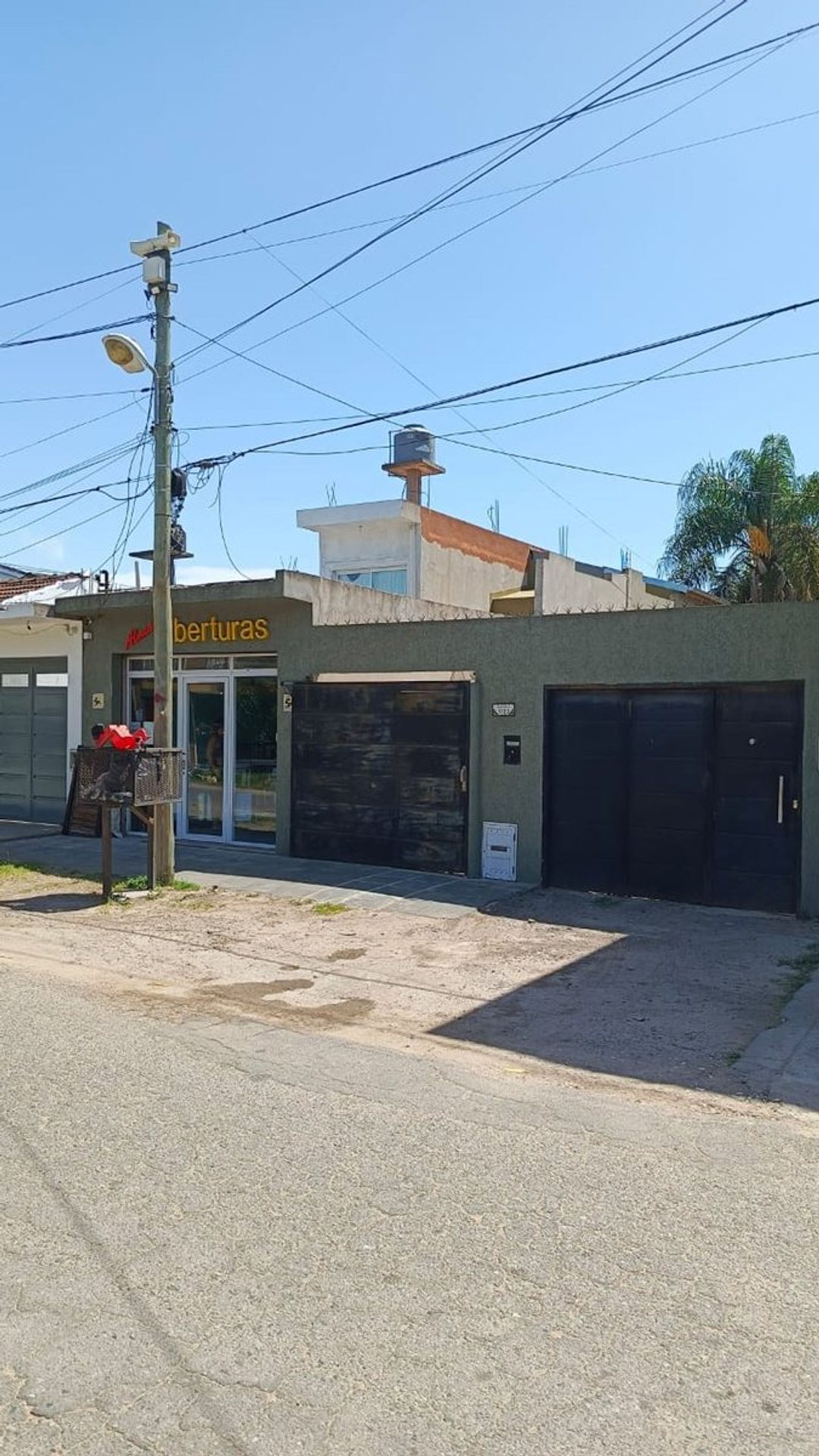 VENTA CASA + QUINCHO + LOCAL CON BAÑO