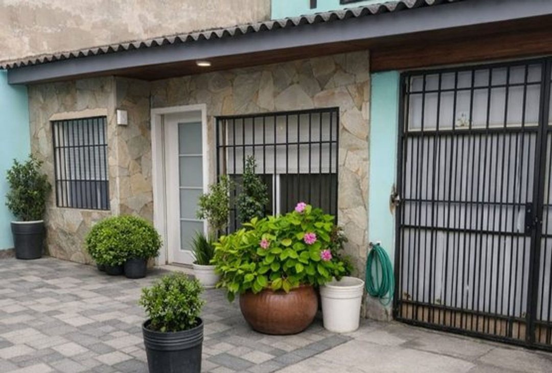 CASA 3 AMBIENTES LOMAS DE ZAMORA