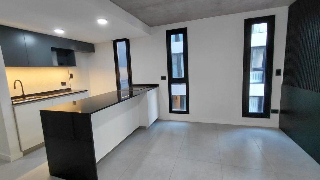 ALQUILER DE DEPARTAME. CON COCH. AIVI PARQUE LELOR