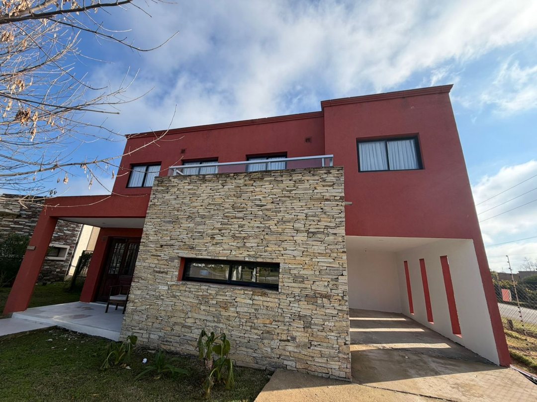 CASA VENTA 5 AMB SAN EDUARDO PILAR DEL ESTE PERMUT