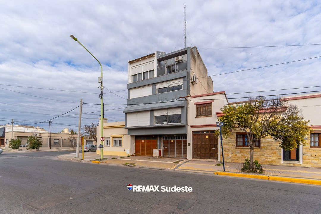 VENTA PH, 3 pisos c/u con su rol Bo. Pedro Pico
