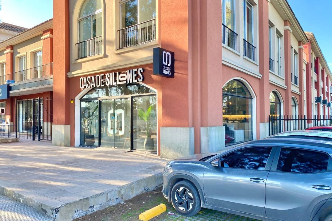 Venta Local Comercial con Renta en Pueblo Caamaño