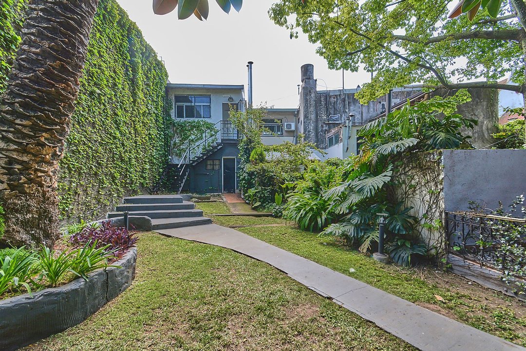 VENTA PH 558 METROS PALERMO HOLLYWOOD CON JARDIN
