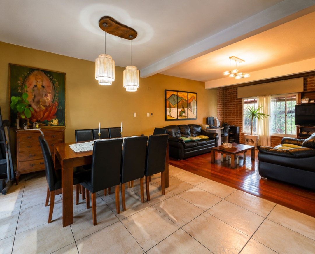 VENTA CASA 4 AMB CON PILETA Y QUINCHO EL TALAR