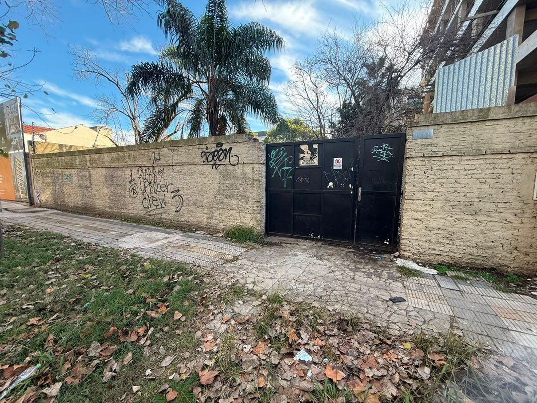 VENTA DE LOTE EN EL CENTRO DE ITUZAINGO