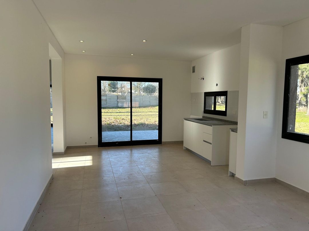 VENTA CASA 3 AMBIENTES DEL VISO A ESTRENAR