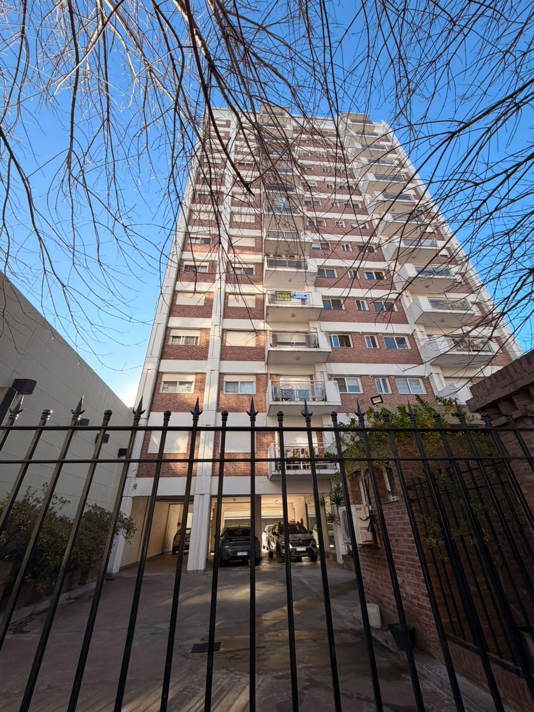ALQUILER DEPARTAMENTO 3 AMBIENTES. QUILMES CENTRO