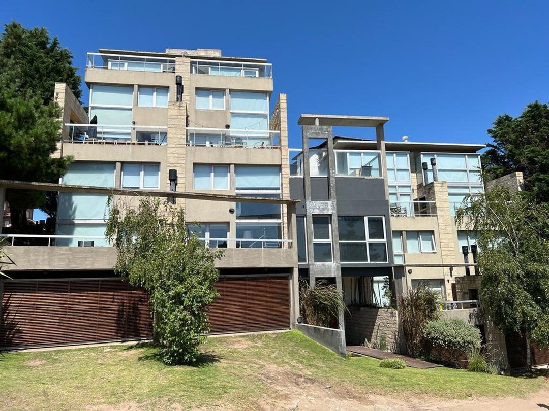 Departamento Venta Pinamar - Dúplex 4 amb.