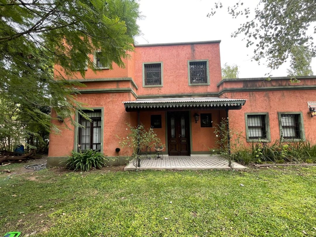 VENTA CASA QUINTA 4 AMBIENTES PARQUE GORRITI