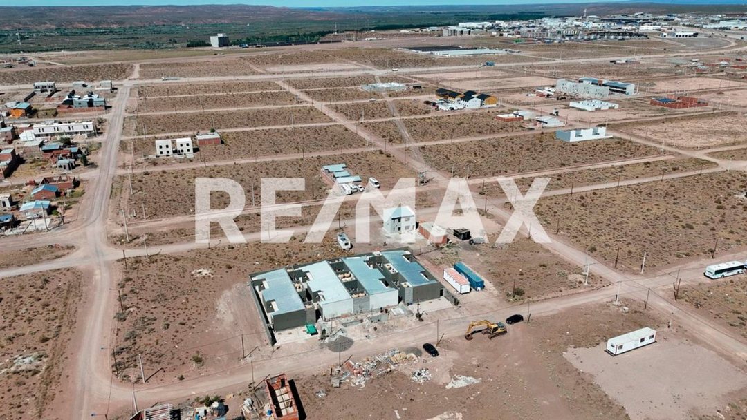 VENTA TERRENO EN ESQUINA ASOMUPAT AÑELO