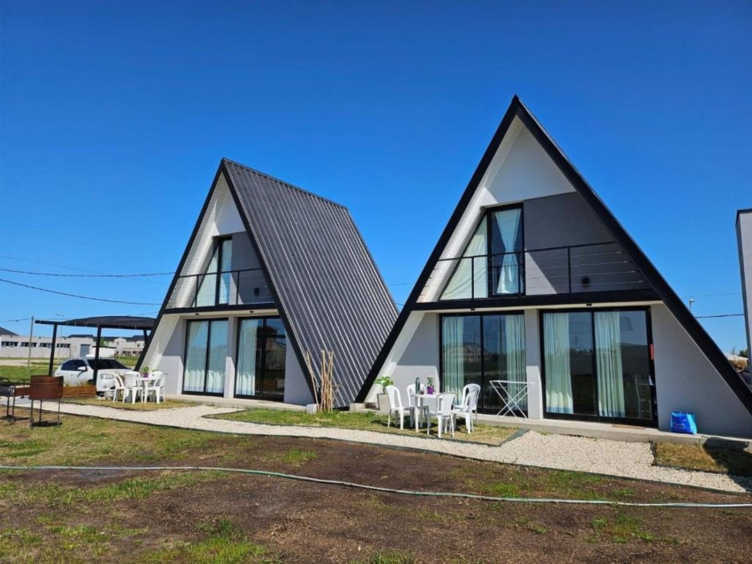 Venta Complejo De 4 Cabañas Alpinas