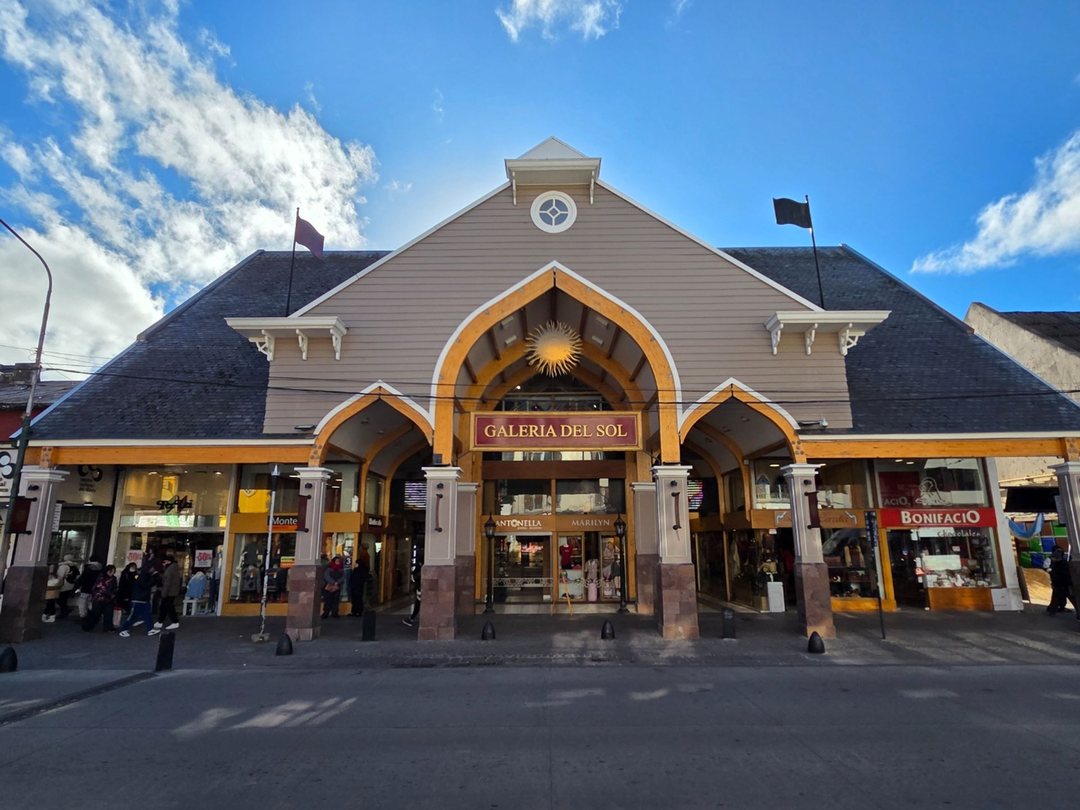 EXCELENTE LOCAL - GALERIA DEL SOL