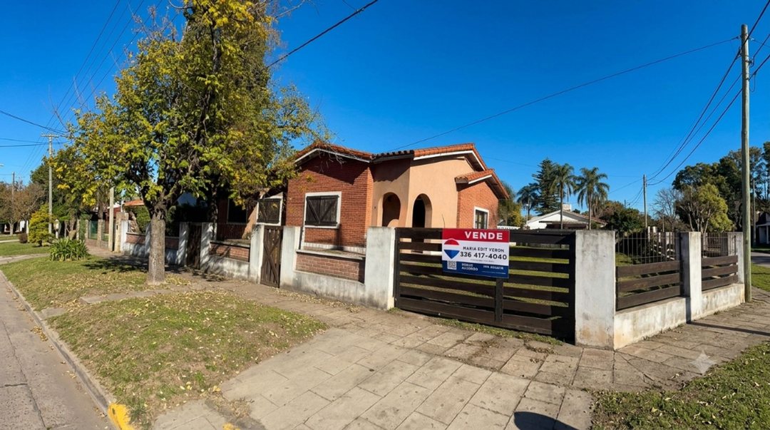 VENTA DE CASA 3 DORMITORIOS SAN NICOLAS DE LOS ARR