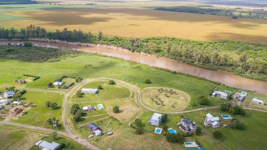 VENTA LOTE DE 944m2 EN SOLARES DEL NORTE-OLIVEROS