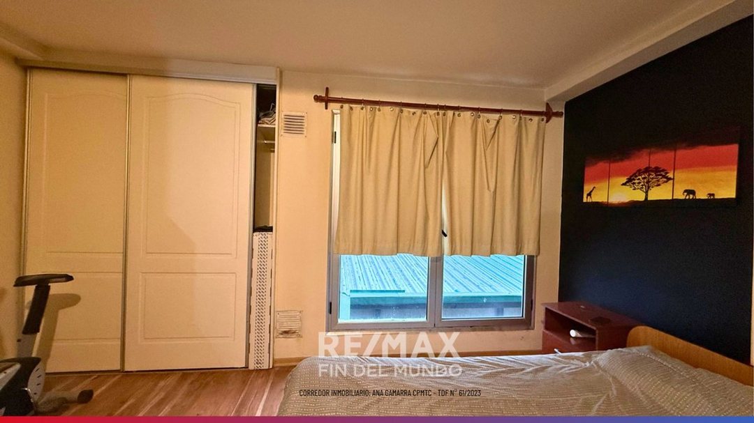 DEPARTAMENTO EN ZONA COMERCIAL APTO CRÉDITO