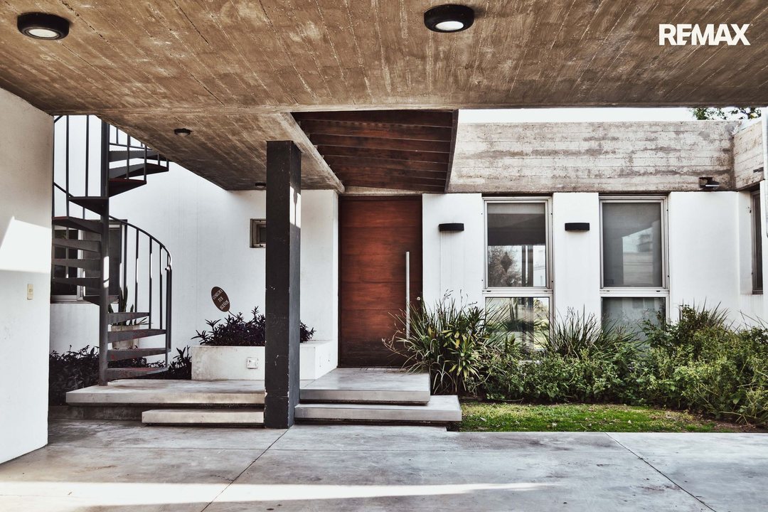 VENTA CASA piscina 6 amb en Lujan la Concepcion