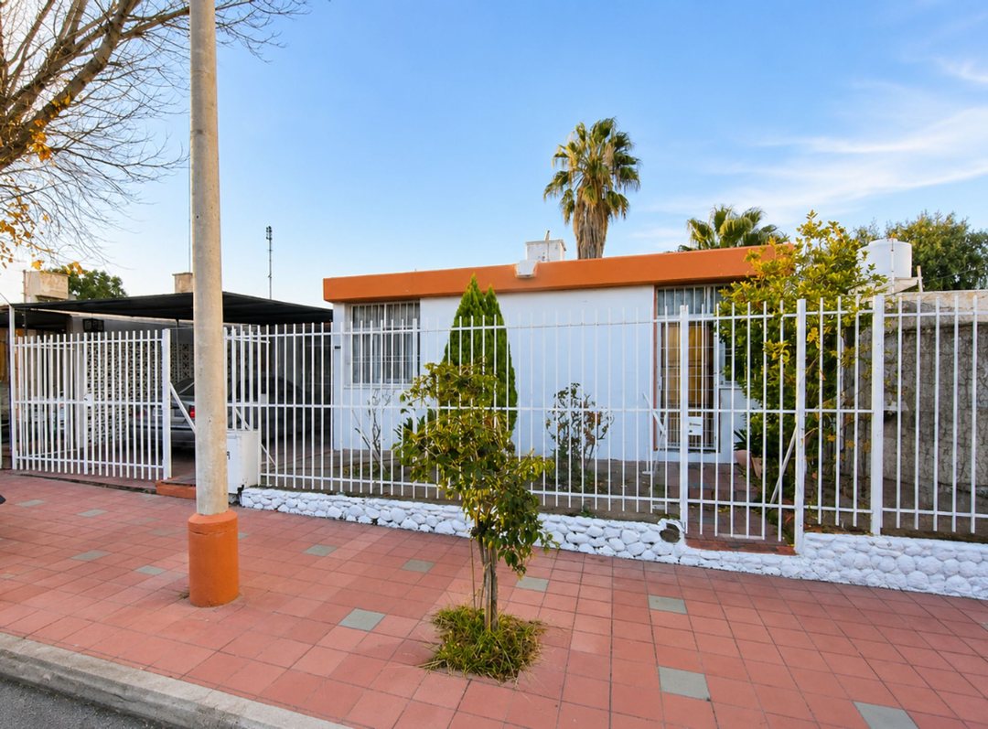 Casa Ideal 2 Familias, 3 Dorm, cochera cubierta