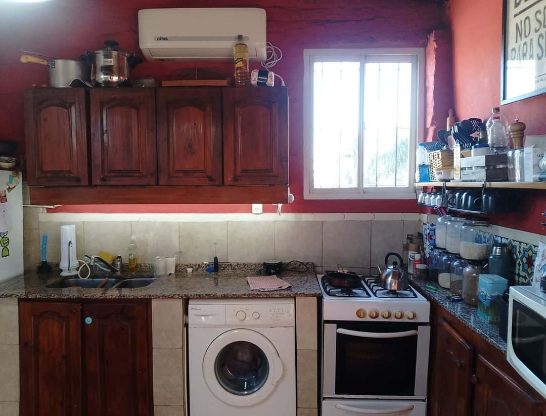 PH DE 5 AMBIENTES CON GRAN UBICACIÓN EN LANUS