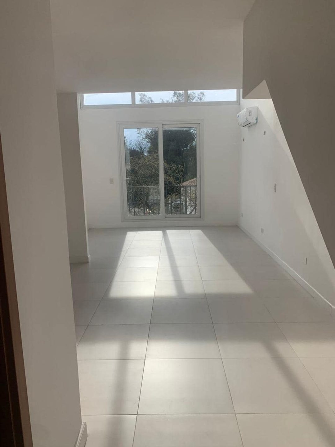 Venta 2 Ambientes Saravi Village duplex cochera.