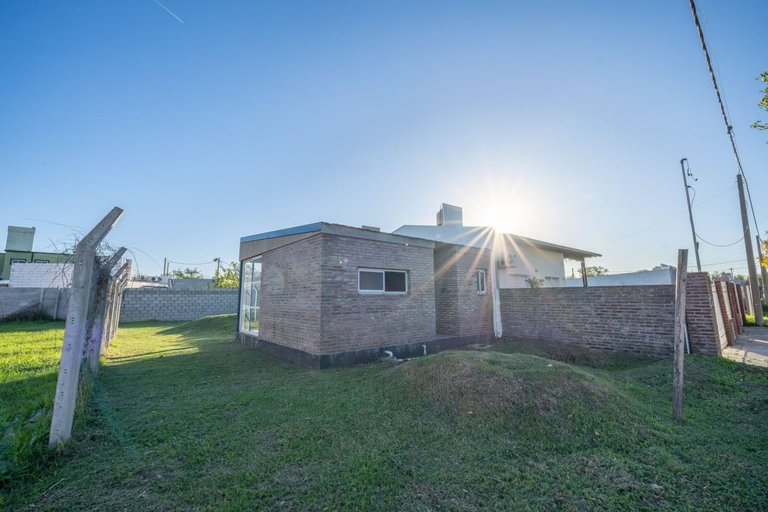 CASA EN VENTA EN RICARDONE A TERMINAR