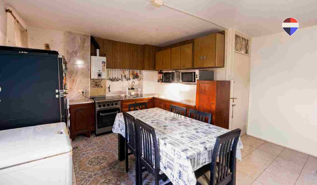 DEPARTAMENTO  4 AMBIENTES VENTA AVELLANEDA CENTRO