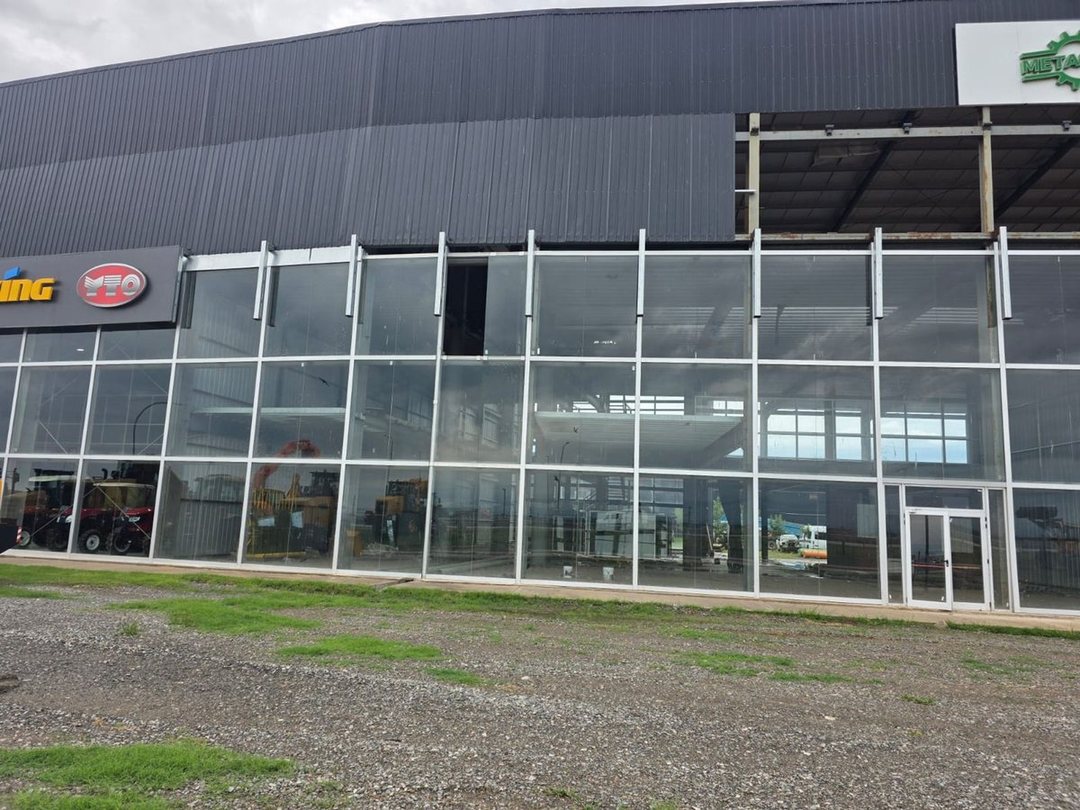 ALQUILER LOCAL COMERCIAL POLO 52 - 78 M2
