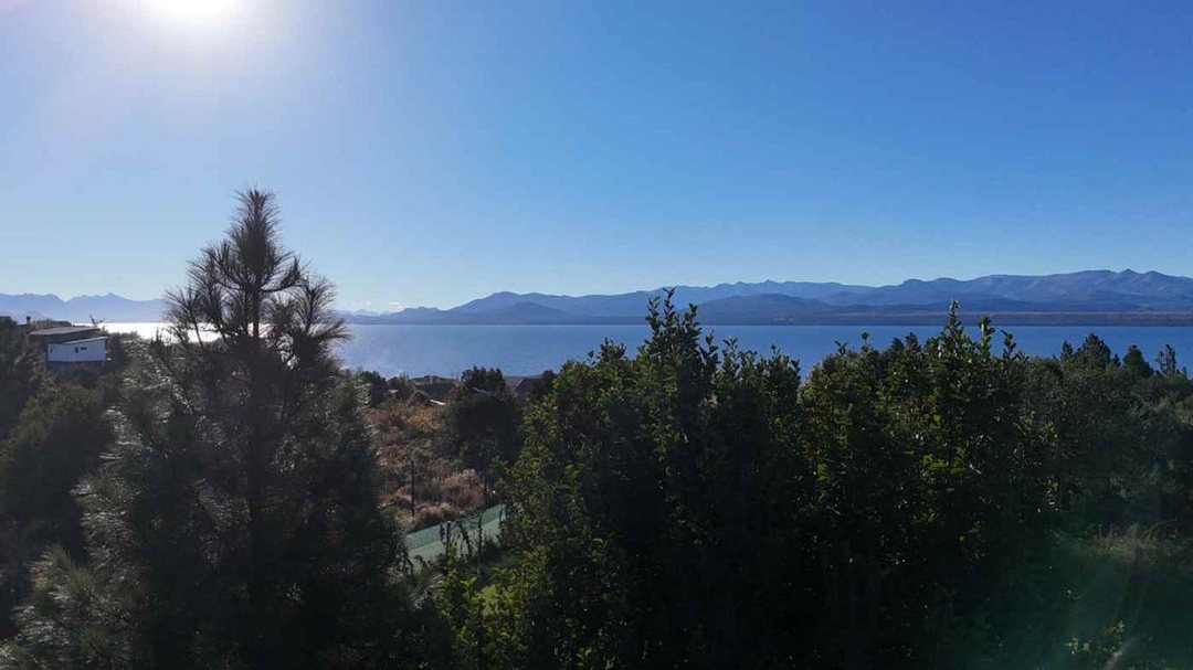 Terreno en Solares con Vista al Lago