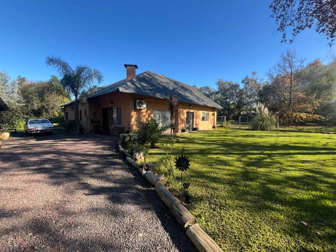 VENTA CASA 4 AMB PILAR