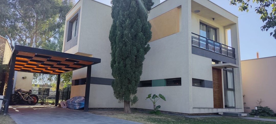 VENTA CASA B° PRIVADO APTO CREDITO MAIPU