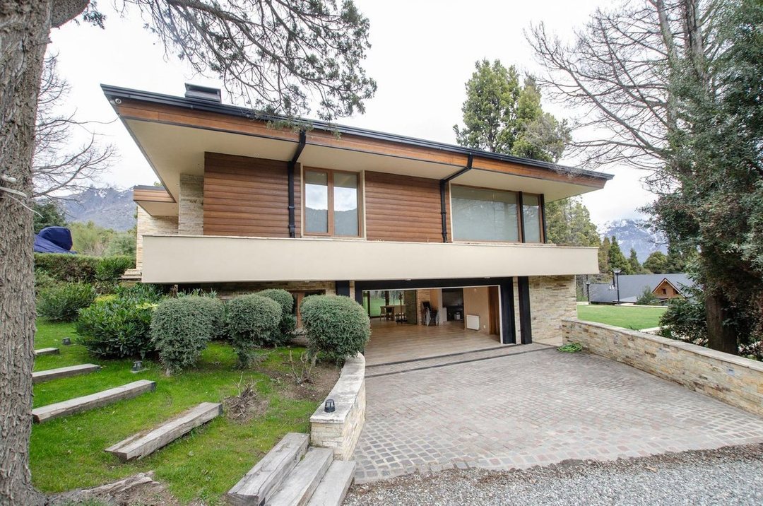 Venta, Casa en ArelauquenCountry club