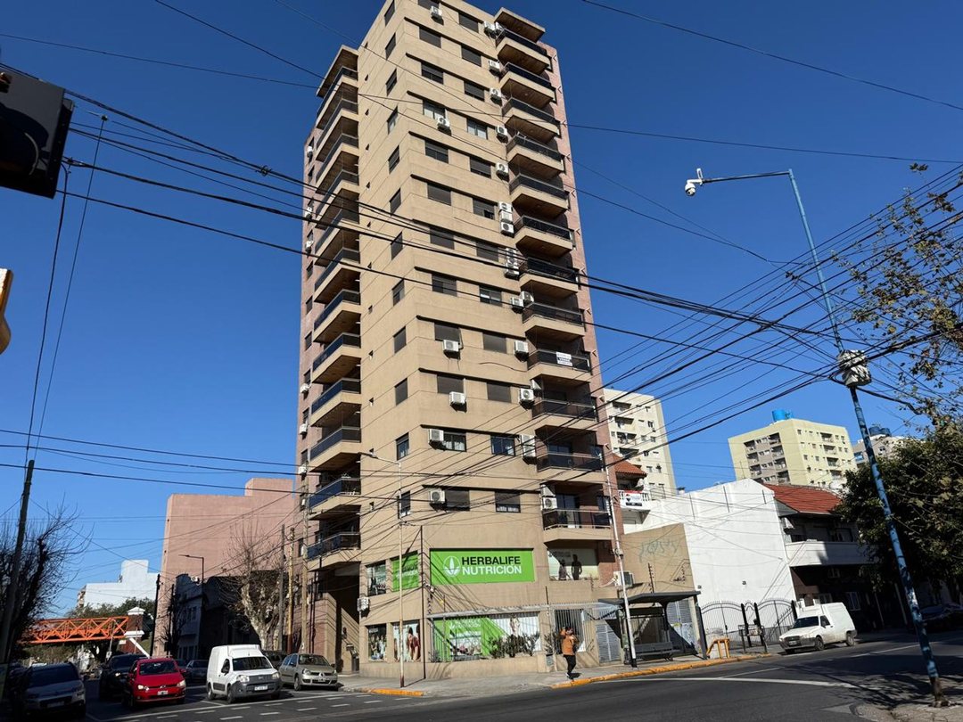 DEPARTAMENTO EN VENTA 3 AMBTES.FRENTE-AVELLANEDA