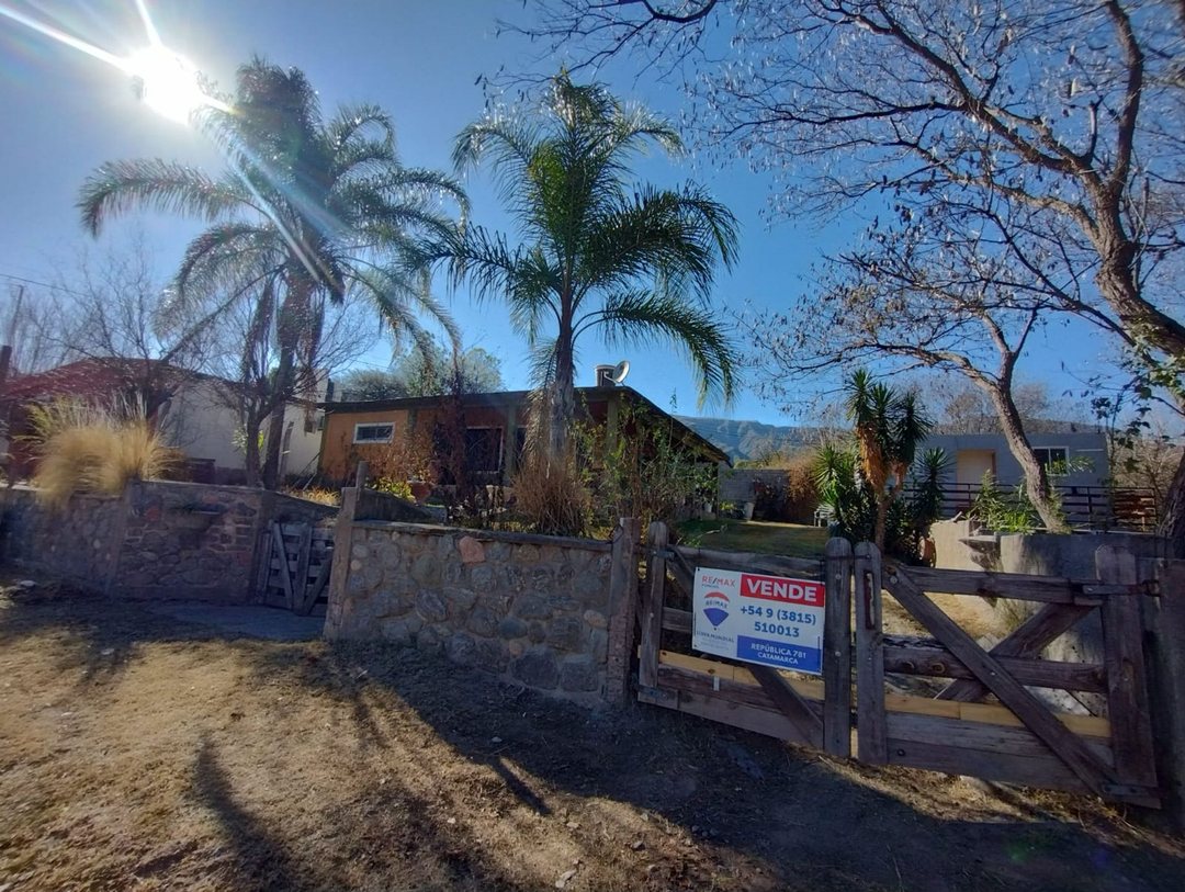SE VENDE CASA 110 M2 LA PUERTA, AMBATO, CATAMARCA