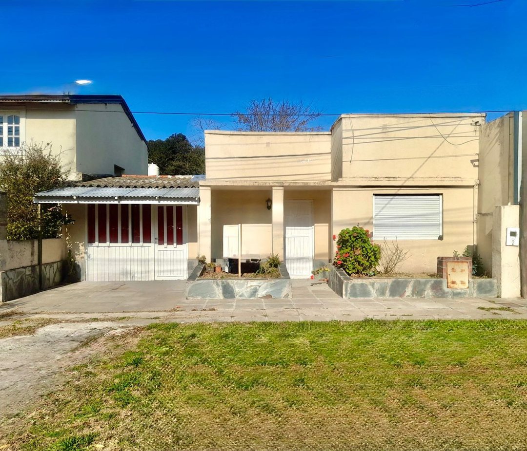 Venta Casa 4 ambientes- Gas Natural Madariaga