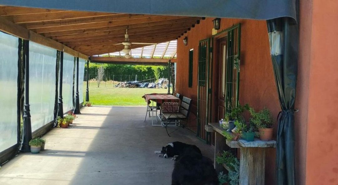 VENTA CASAQUINTA 3 AMBIENTES RUTA 28