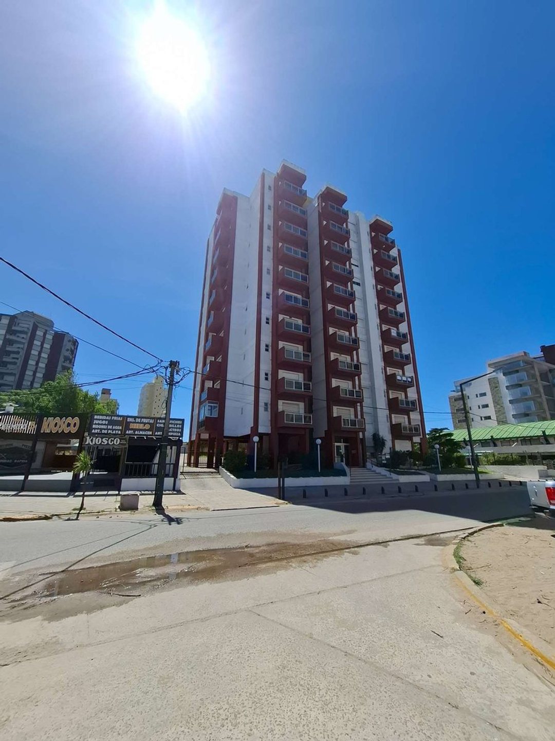 Venta departamento Villa Gesell 100mtrs del mar