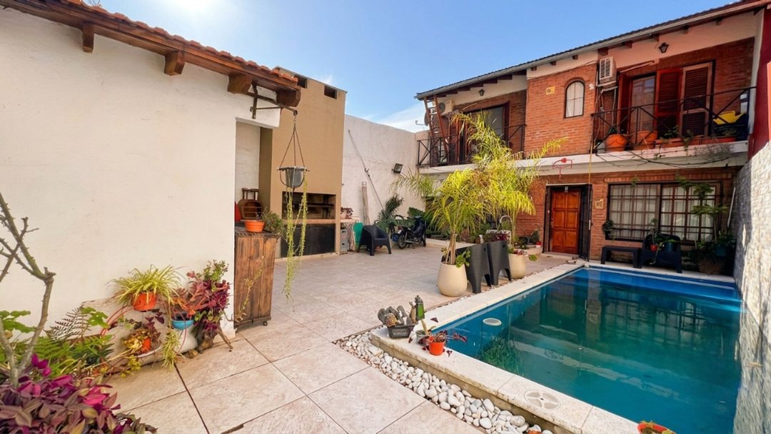 VENTA PH 3 HABITACIONES SAENZ PEÑA PILETA