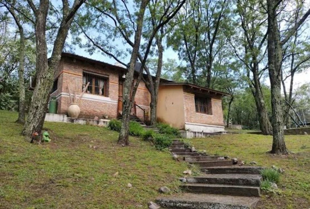 VENTA COMPLEJO 4 CABAÑAS CNO. AL CUADRADO