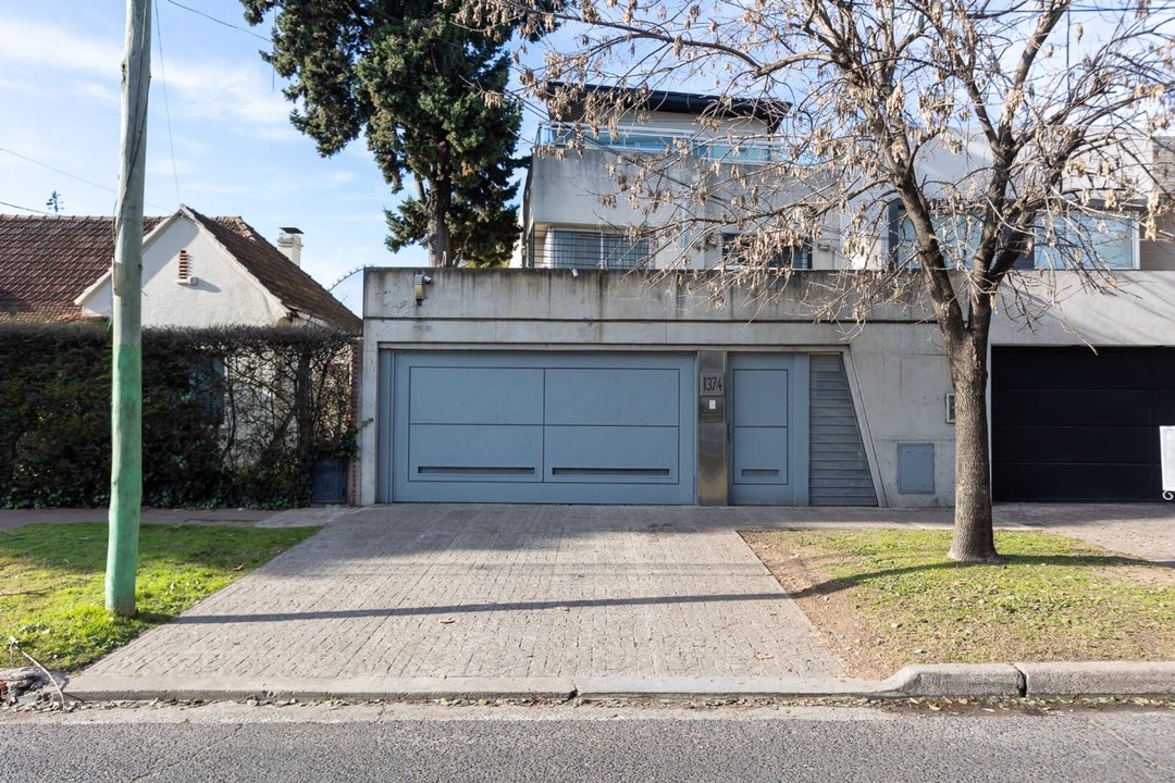 VENTA casa 5 amb pileta jardín hurlingham