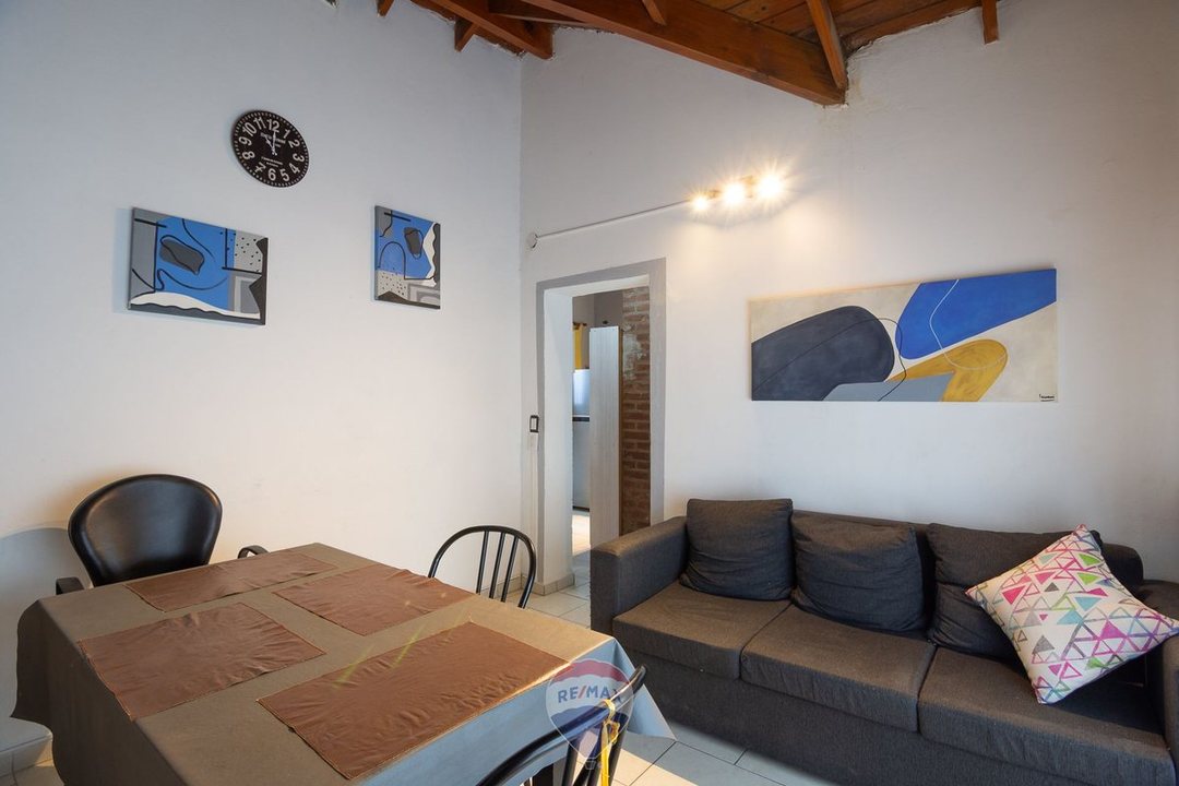 VENTA CASA + DEPARTAMENTO LOS BOULEVARES