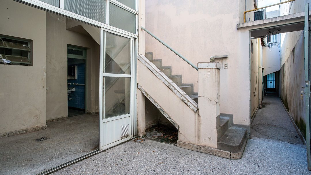 OPORTUNIDAD VENTA PASILLO UNICO UN DORMITORIO