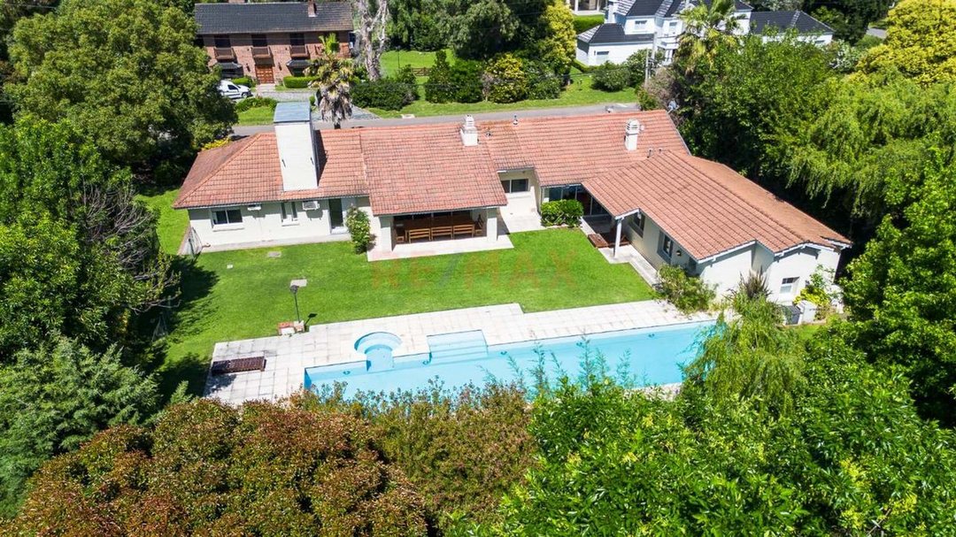 VENTA CASA COUNTRY BARRIO SAN DIEGO