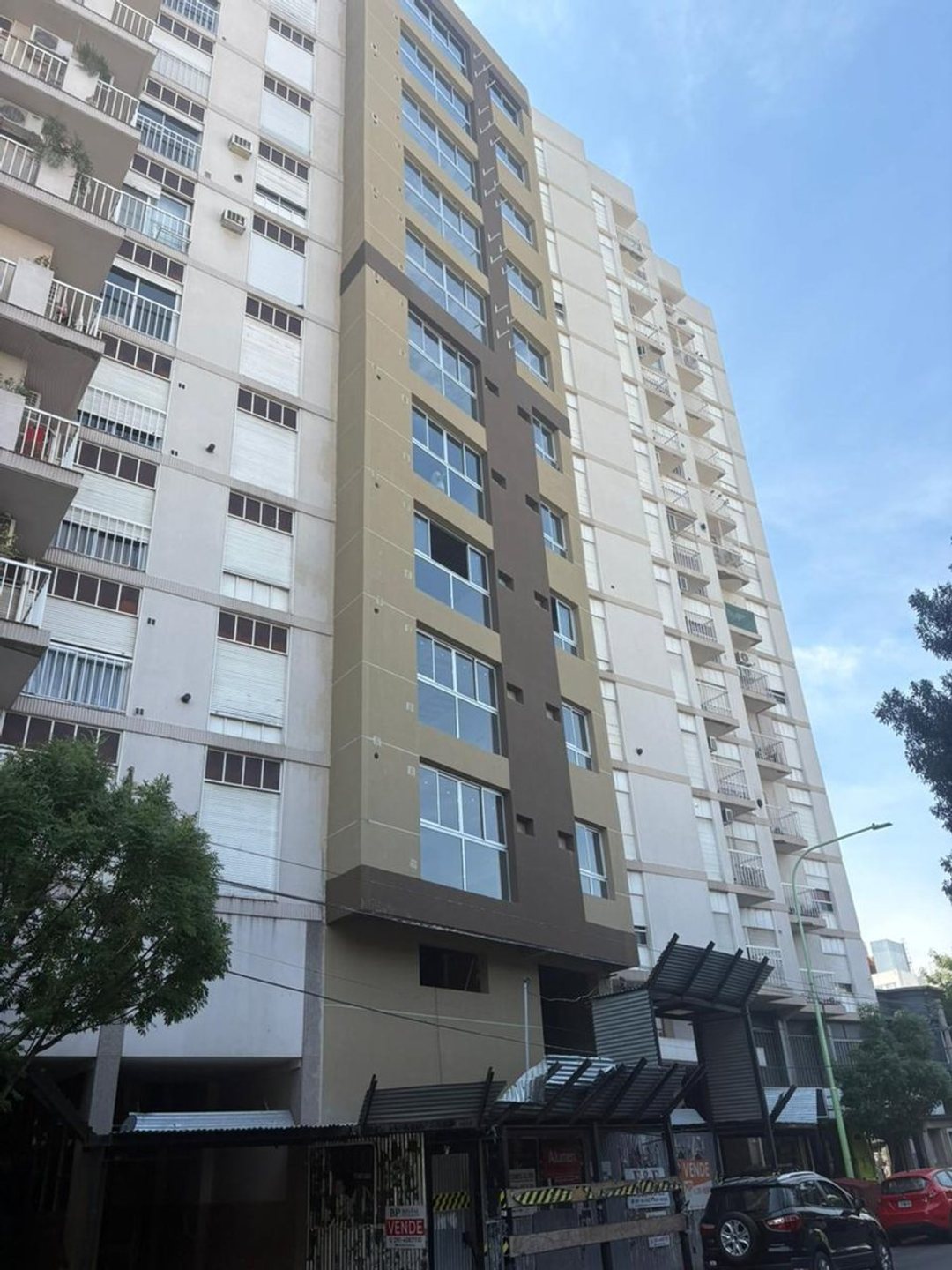 VENTA DPTOS 1 DORMITORIO-ALSINA 512 ESQ. ALEM !!