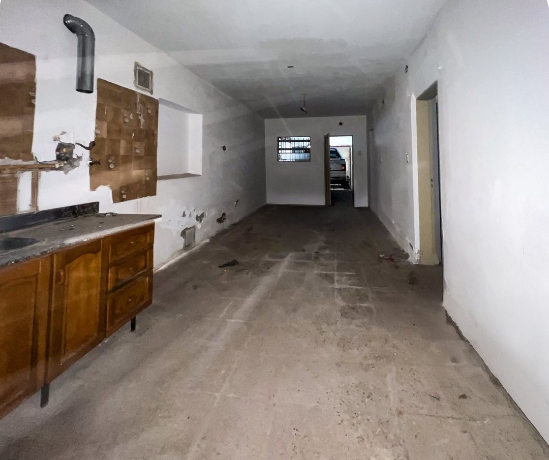 CASA A RECICLAR BARRIO LAS DELICIAS
