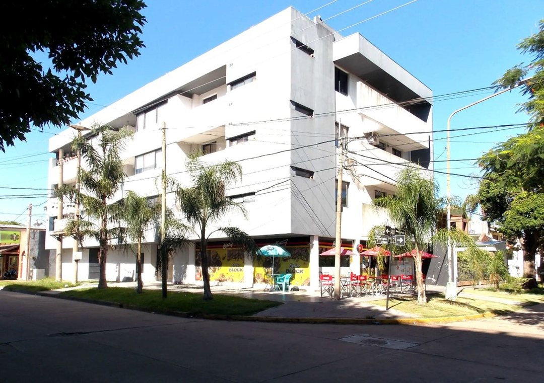 LOCAL COMERCIAL FRENTE A LA UNIVERSIDAD CATÓLICA