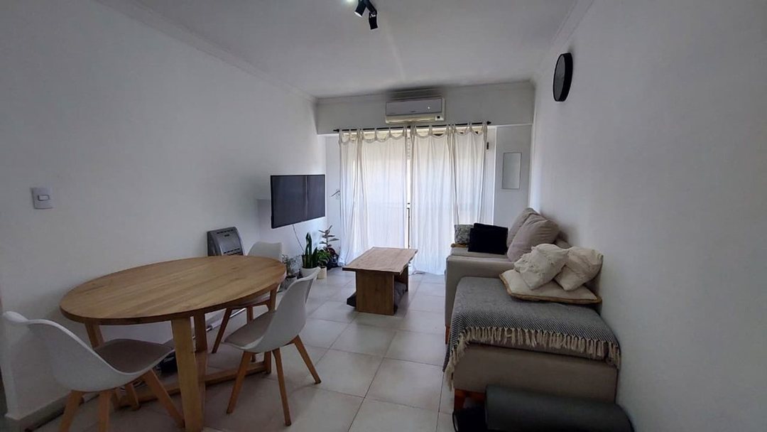 Departamento ALQUILER dos ambientes Bernal Centro