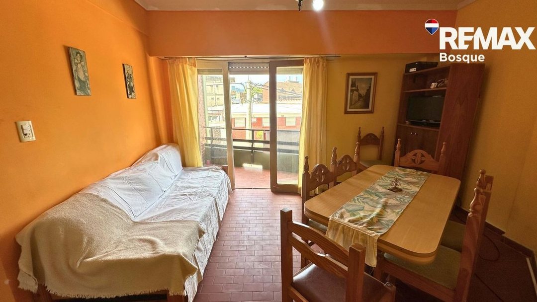 Venta departamento 2 ambientes Villa Gesell