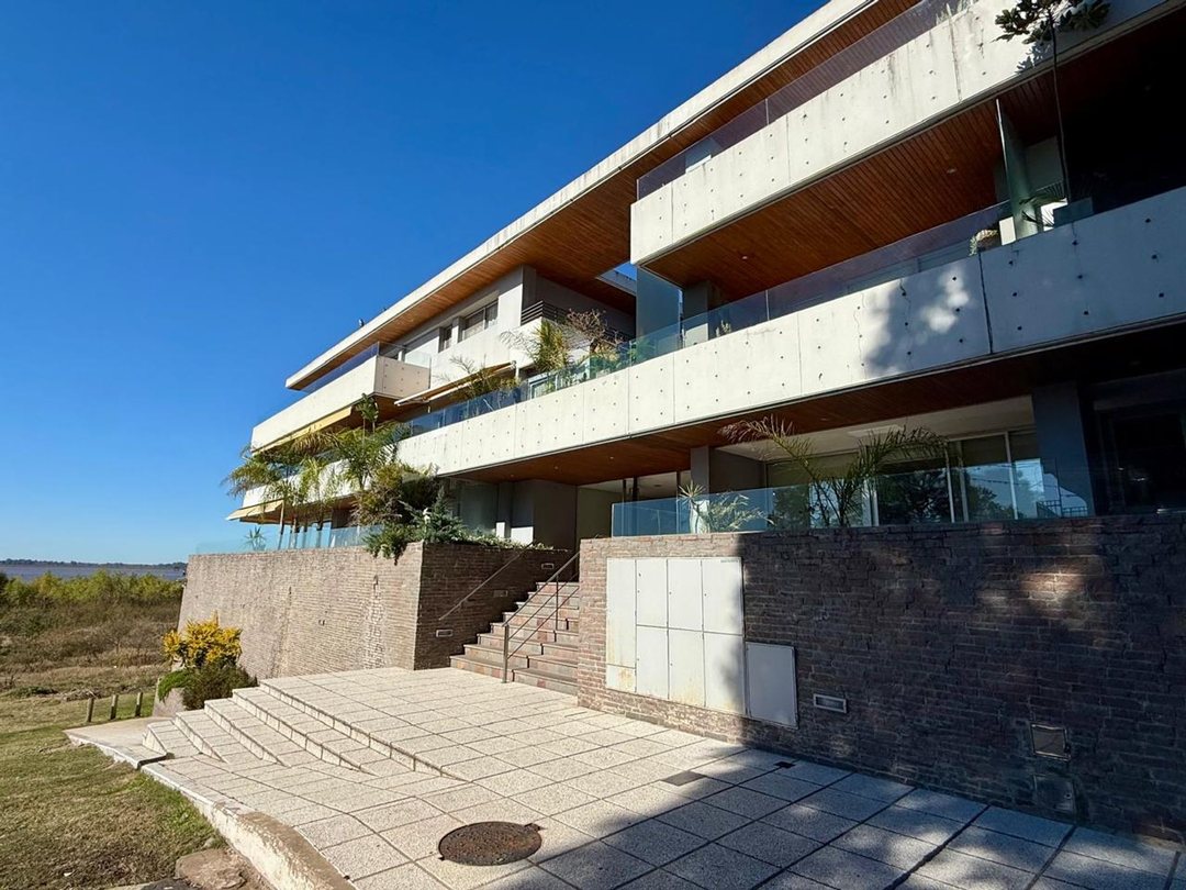 VENTA DPTO 2 DORM - LA RAMBLA CON VISTA AL RÍO