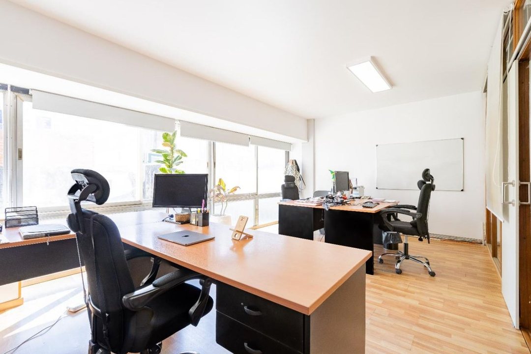 VENTA Oficina 174m² Montserrat luminosa