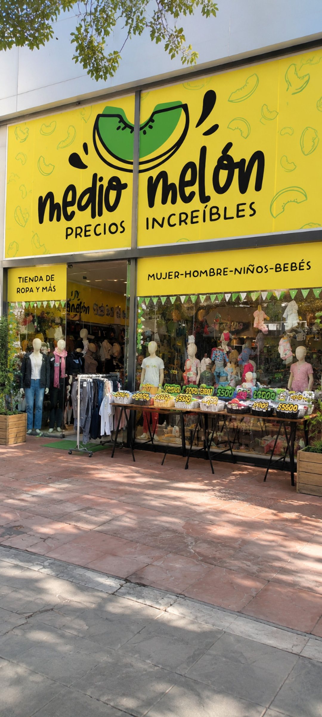 LOCAL COMERCIAL EN VENTA