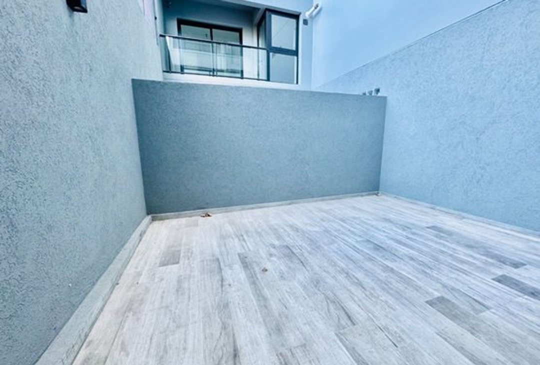 Venta Depto a estrenar 2 amb. con patio V. Ortuzar